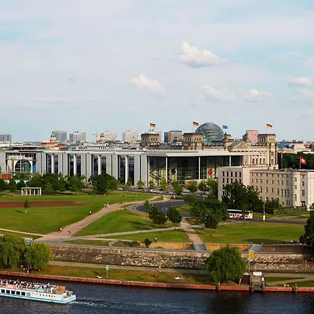 Steigenberger Am Kanzleramt 5* Berlín