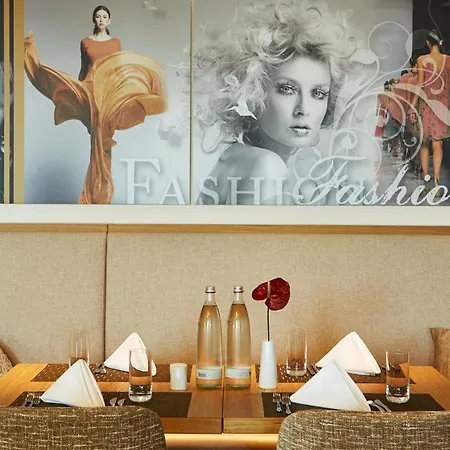 Steigenberger Am Kanzleramt 5* Βερολίνο